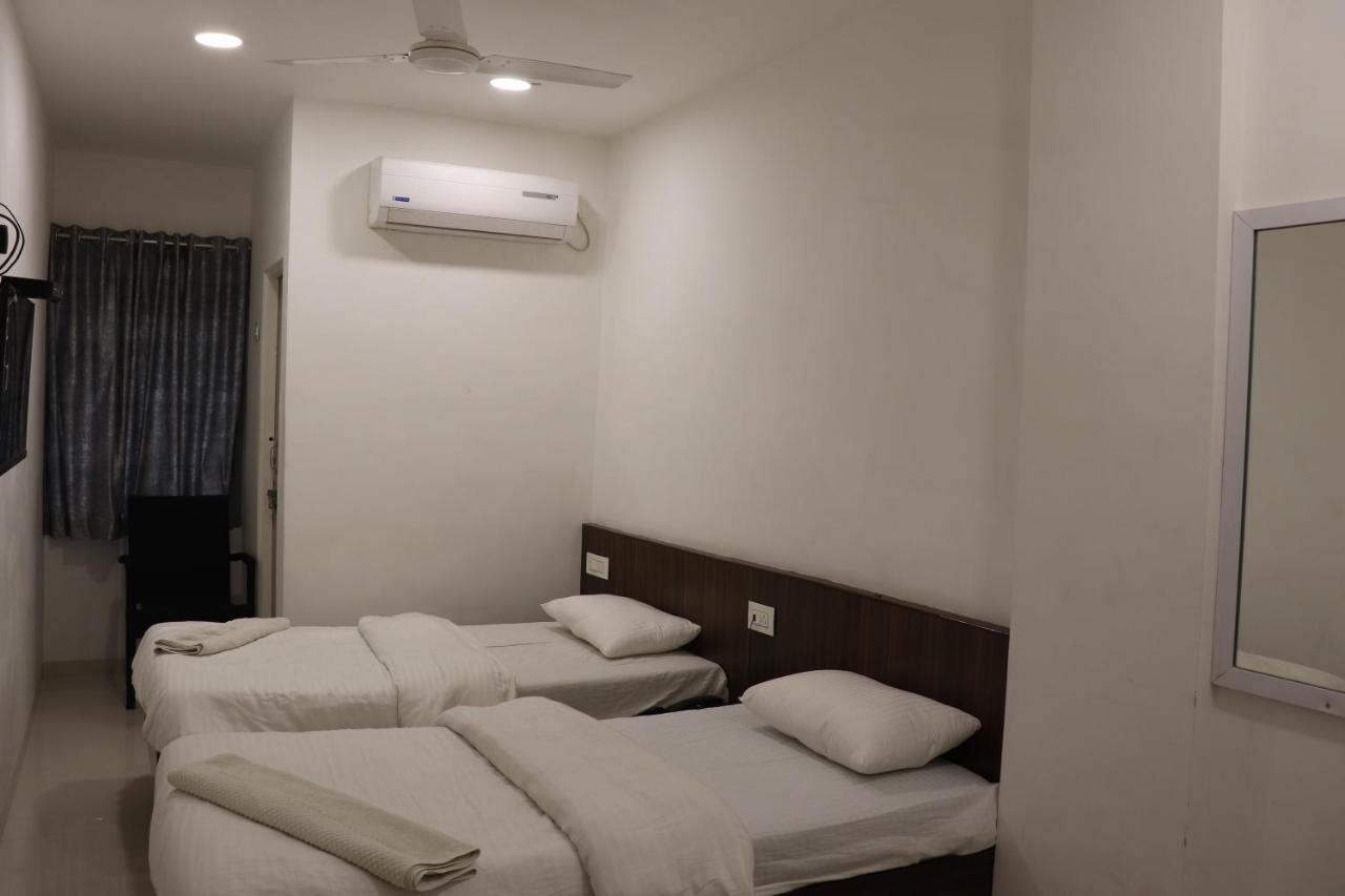 Hotel New Samrat أورانغاباد المظهر الخارجي الصورة