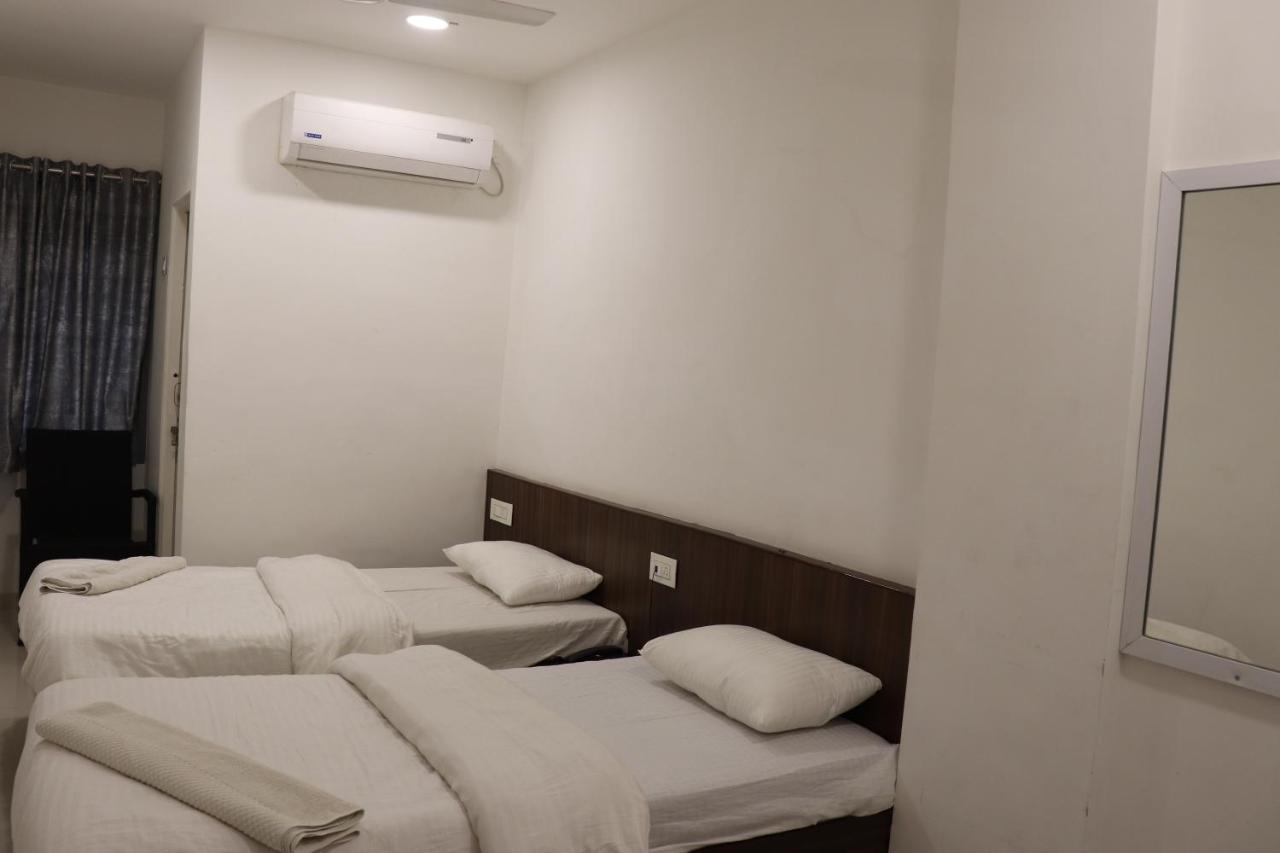 Hotel New Samrat أورانغاباد المظهر الخارجي الصورة